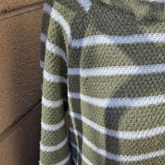 Pink Clover Green White Striped Pullover Sweater - Picture 3 of 11